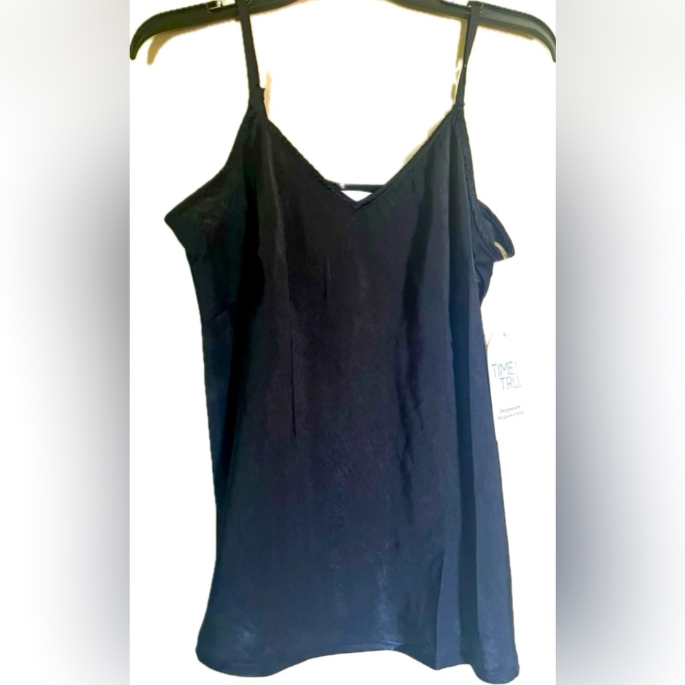 Time and Tru dressy camisole/tank top. New with tags. Women’s size M (8-10).